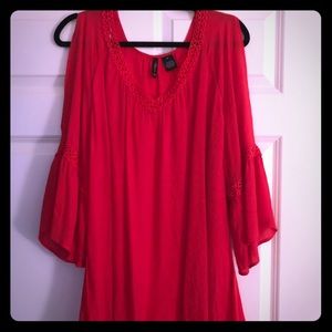 New Directions Curvy Cold-shoulder Top